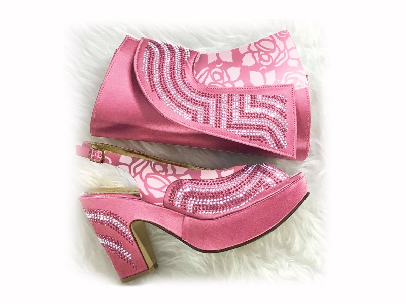 baby pink - 100 flower web